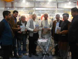 कोरियन किताब ‘खलनायक’ का नामवर सिंह ने किया लोकार्पण 