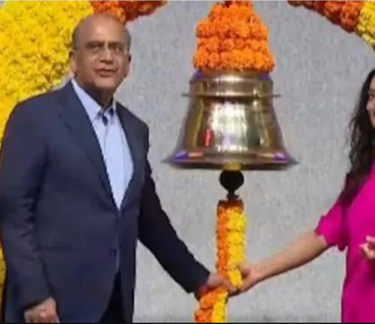 इंडिया टुडे ग्रुप,,इंडिया टुडे 50 साल,,गोल्डन जुबली,,भारतीय पत्रकारिता,,मीडिया न्यूज़,,NSE बेल रिंगिंग,,अरुण पुरी,,कली पुरी,,मीडिया इंडस्ट्री इंडिया,,जिम्मेदार पत्रकारिता